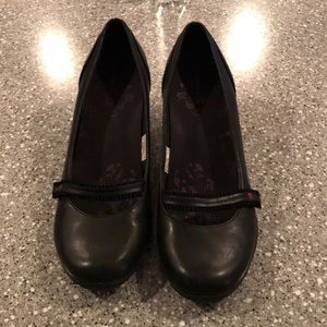 Merrell Wedge Closed Toe Shoes